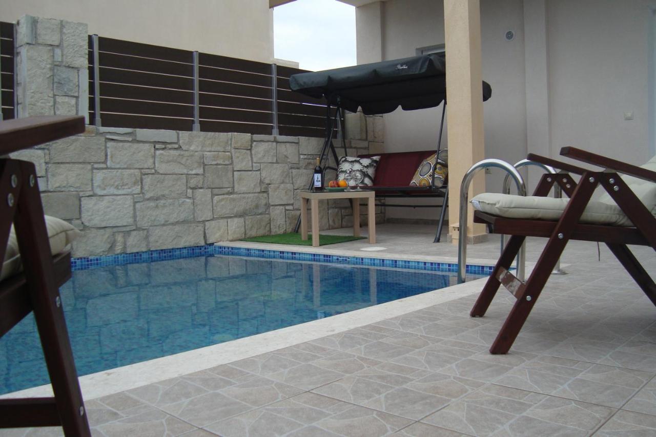 “Theeporto” Maisonette With Pool Gouves Exterior foto